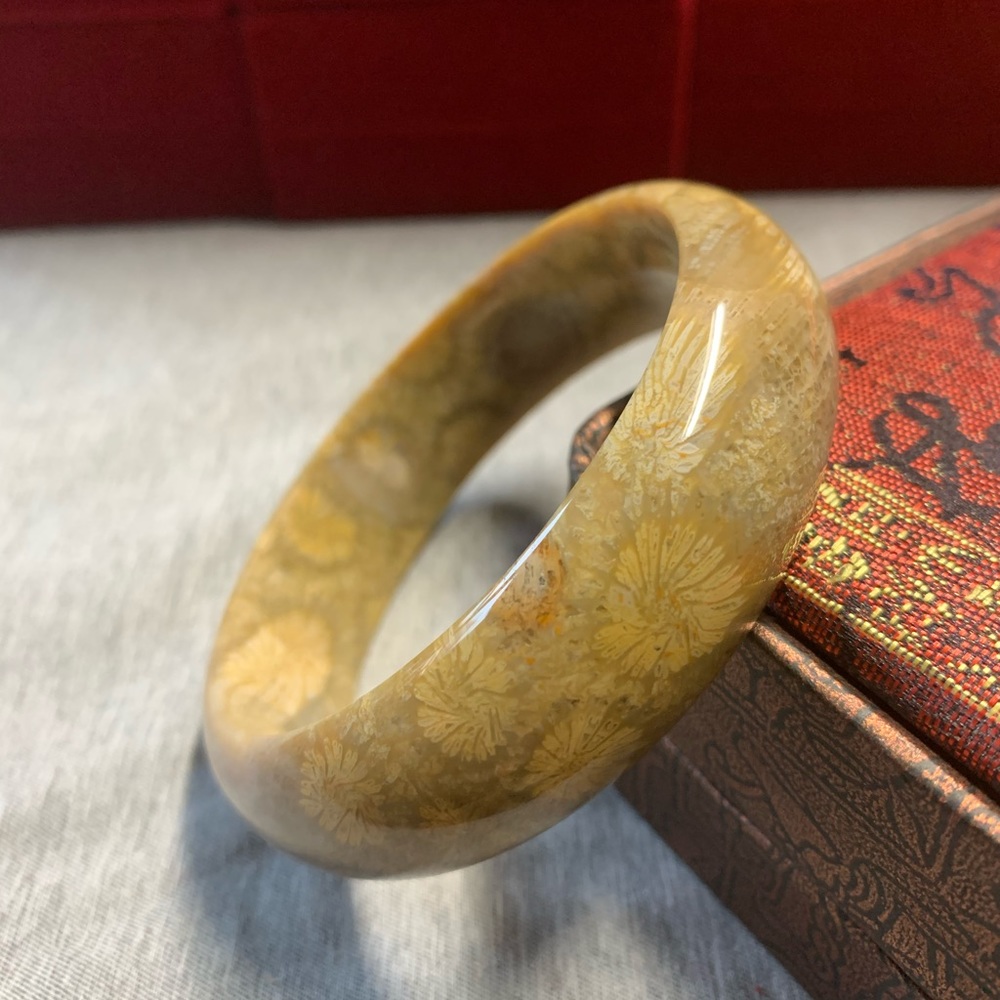 Flower Jade Bracelet